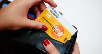 Exit les Chèques Déjeuner… place à la carte !