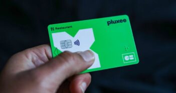 La carte PLUXEE bientôt chez vous !